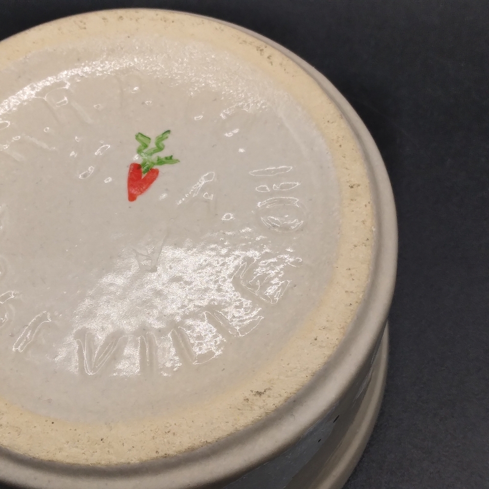 Robinson Ransbottom Handpainted Rabbits Stoneware Small Crock 2 Inch Spring - Picture 11 of 12